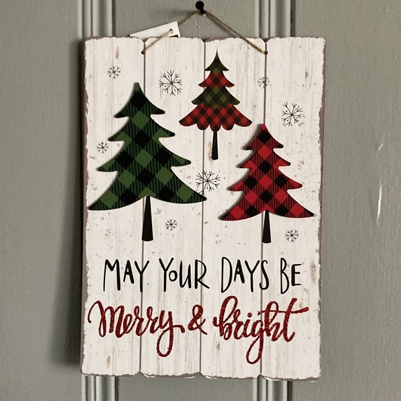 NWT Holiday Farmhouse Wooden- May Your Days Be Merry & Bright Decoration Sign - Picture 1 of 5